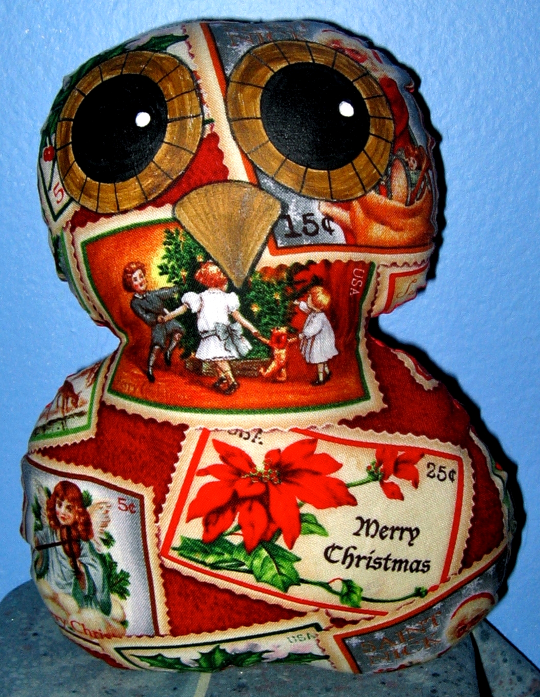 Owl Christmas Pillow - Retro Cards